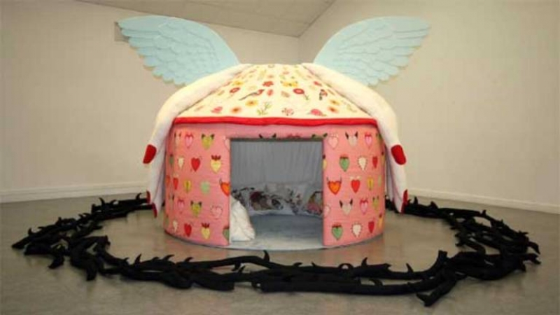 Une yourte illustrée à découvrir à la Médiathèque
