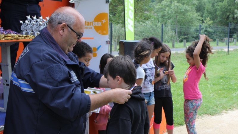 Remise des&nbsp;permis vélo aux&nbsp;écoliers