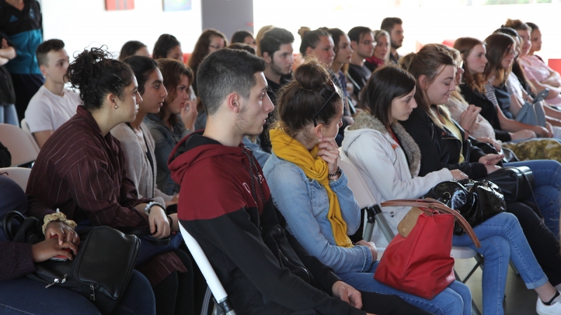 La mairie accueille 50 jeunes Bédariciens dans ses services cet été