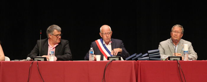 FRANCIS BARSSE, ÉLU NOUVEAU MAIRE DE BÉDARIEUX