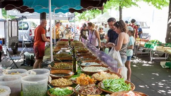 Le marché du lundi revient sur la place Albert Thomas