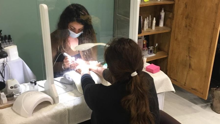 Coiffeur Solidaire Une Action Pour Chouchouter Les Personnes En Difficulte Bedarieux Fr