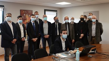 À la une : Le préfet de l'Hérault en visite au centre de vaccination Grand Orb