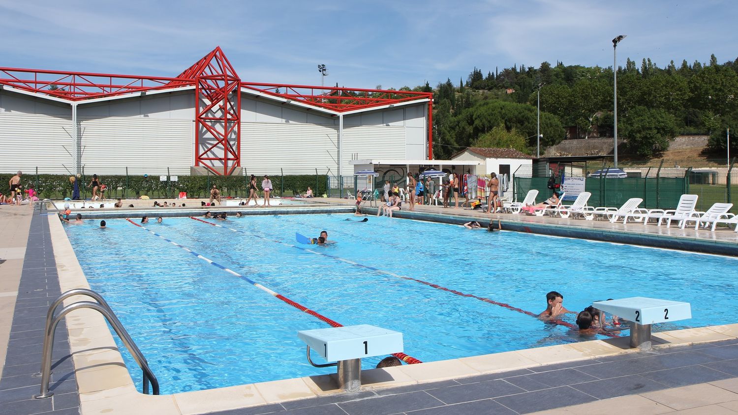 LA PISCINE MUNICIPALE OUVRE SES PORTES | bedarieux.fr