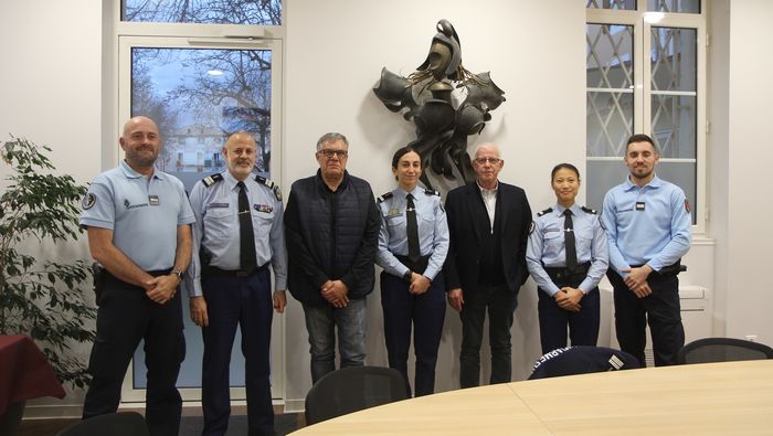 Des élèves de l’école des officiers de la gendarmerie nationale à la rencontre des élus locaux